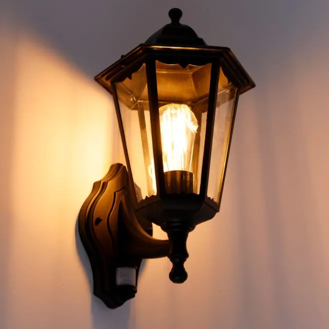 QAZQA Außenwandlaterne schwarz mit Bewegungssensor IP44 - Havanna