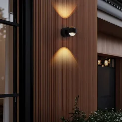 QAZQA Design Wandleuchte Schwarz inkl. LED IP44 - Lens