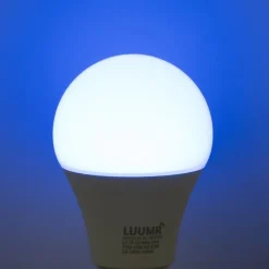 LUUMR E27 Dimmbare LED-Glühbirne A60 Opal 9W 806lm 2700-6500K