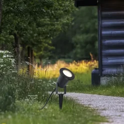 QAZQA Erdspießstrahler schwarz inkl. LED verstellbar IP65 mit Kabel und Stecker - Basic