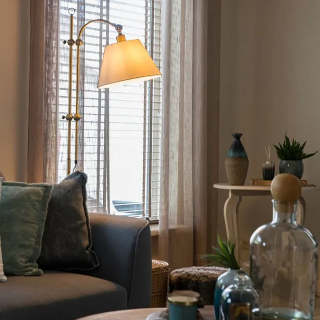 QAZQA Klassische Stehleuchte mit weißem Lampenschirm - Ashley