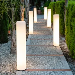 Newgarden Outdoor-Stehleuchte weiß inkl. LED IP65 Wiederaufladbar RGBW - Fity